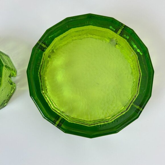 Vintage Blenko Green Glass Ashtray Set of 2 Heavy Round Pebbled Retro 4" & 6" - Picture 6 of 9